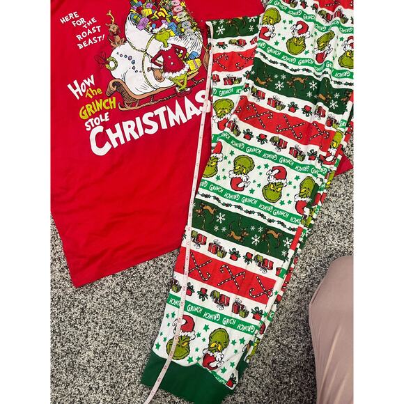 Dr. Seuss Grinch Unisex Two Piece Pajamas Red/Green Christmas T-shirt Joggers XL - Picture 5 of 9